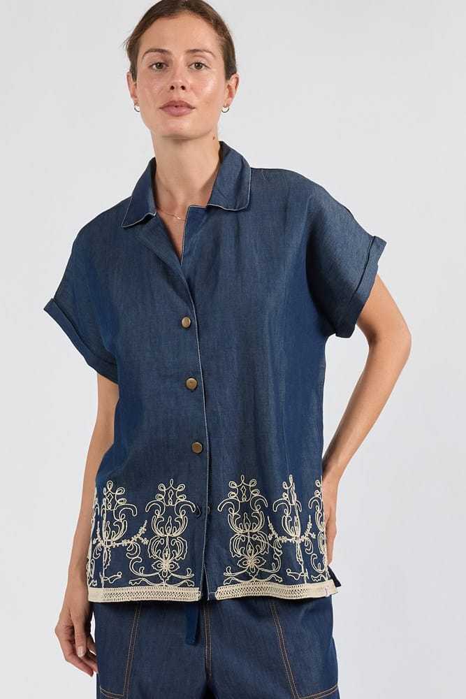 Load image into Gallery viewer, Ibisa Womens Tanner Shirt - Dark Blue
