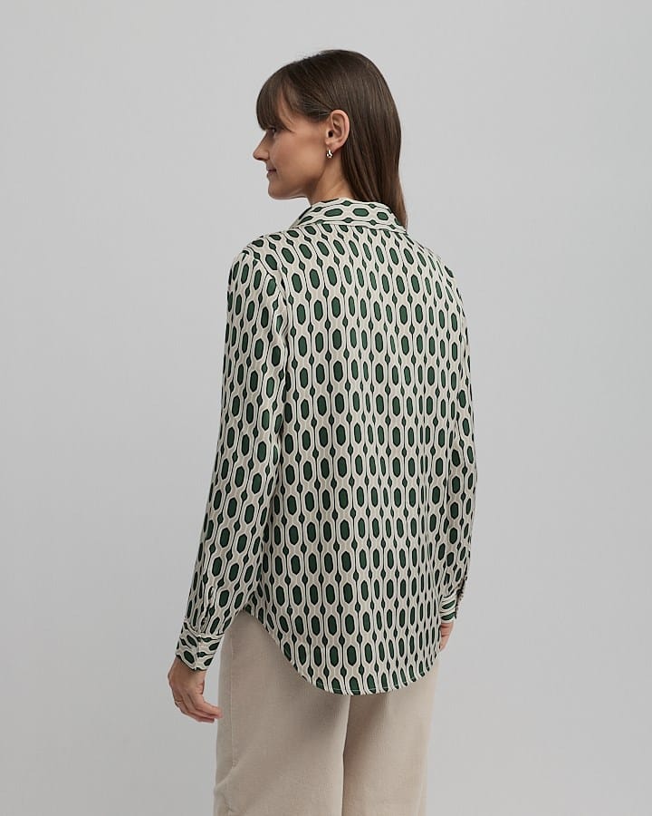 Load image into Gallery viewer, Yarra Trail Womens Impression Shirt
