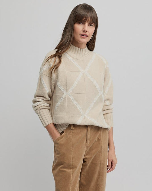 Yarra Trail Womens Indiana Knit - Almond/Ecru