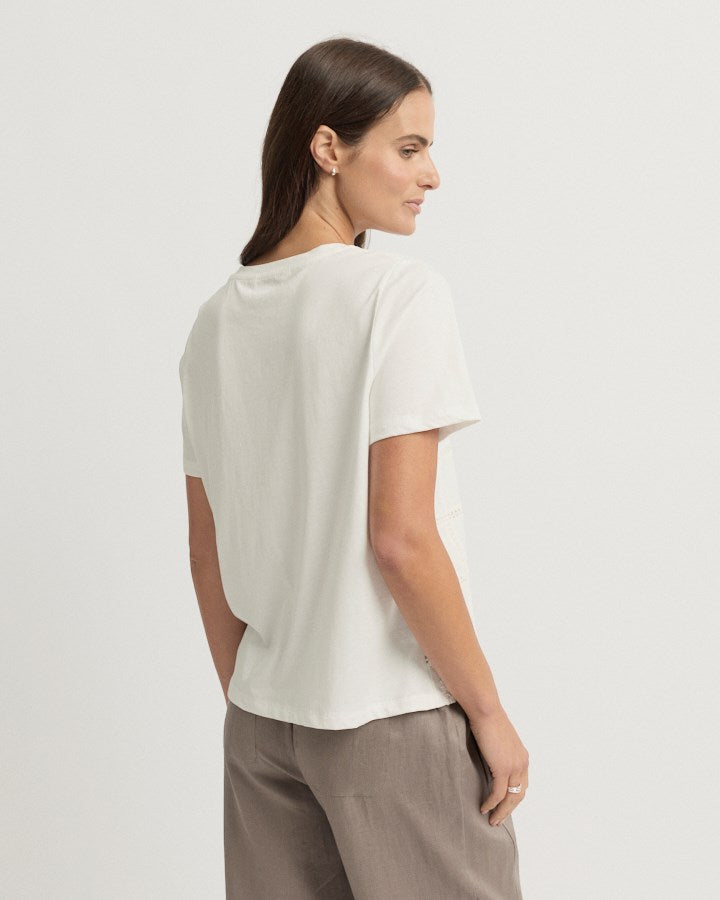 Load image into Gallery viewer, Yarra Trail Womens Lacet Short Sleeve Tee
