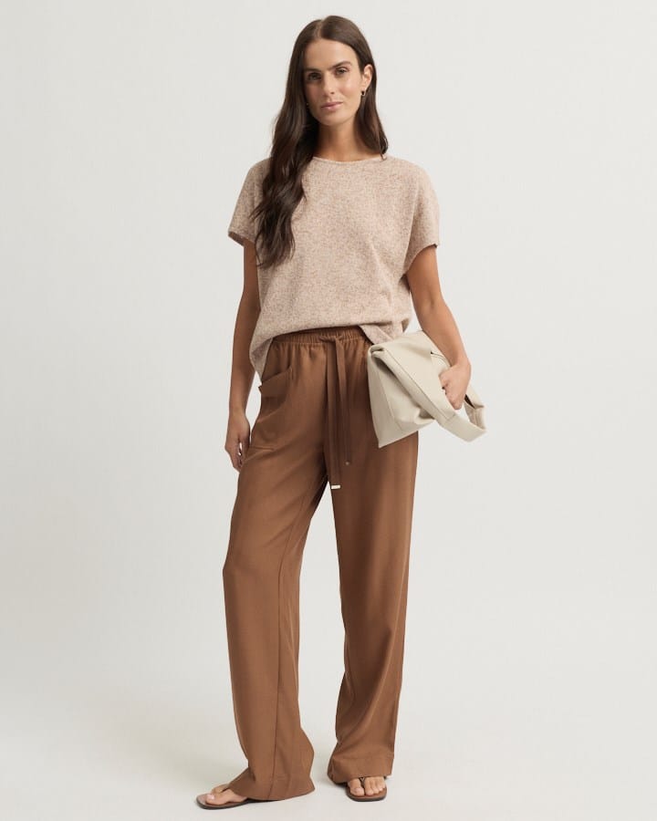 Load image into Gallery viewer, Yarra Trail Womens Lona Tee
