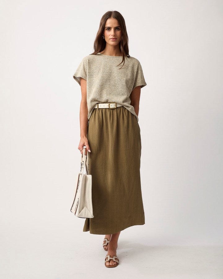 Load image into Gallery viewer, Yarra Trail Womens Lona Tee
