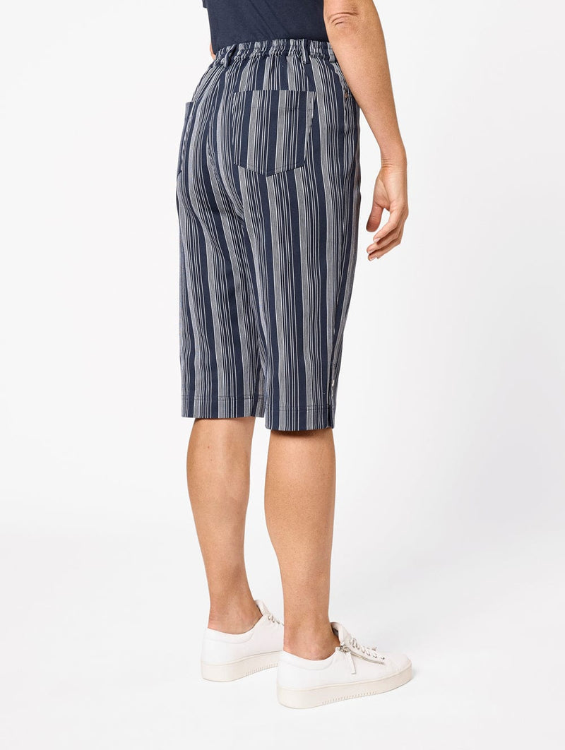 Load image into Gallery viewer, Black Pepper Womens Mainie Long Short
