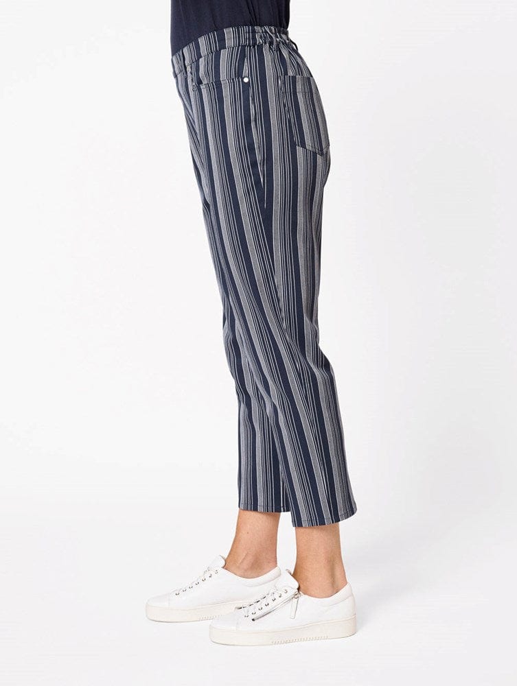 Load image into Gallery viewer, Black Pepper Womens Mainie Short Length Pant
