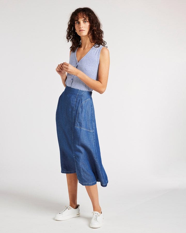 Load image into Gallery viewer, Yarra Trail Womens Maya Skirt - Chambray
