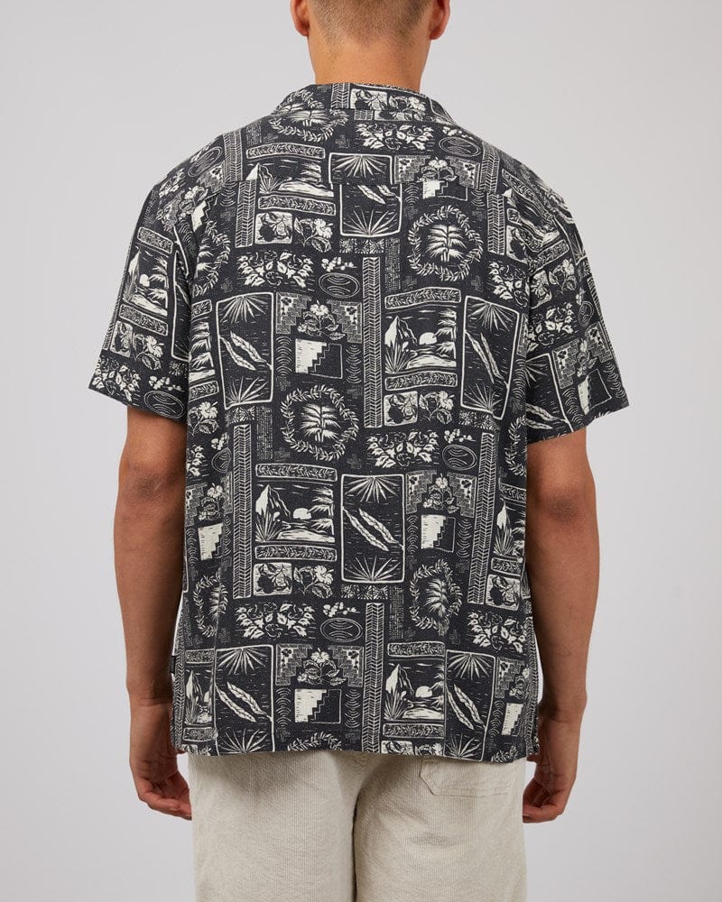 Load image into Gallery viewer, Silent Theory Mens Messina Short Sleeve Shirt
