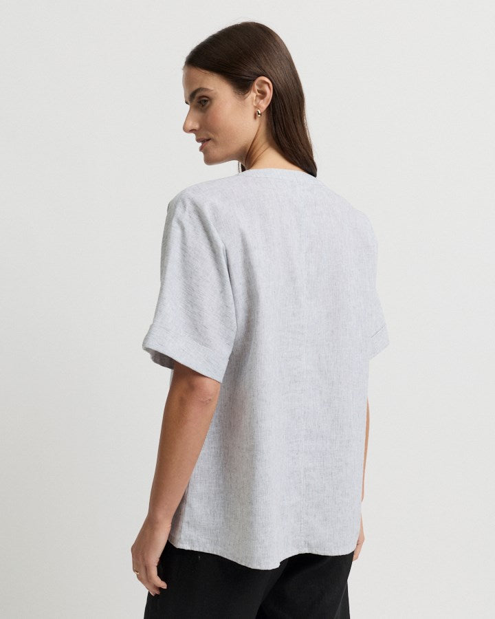 Load image into Gallery viewer, Yarra Trail Womens Myth Blouse
