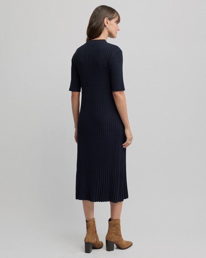 Load image into Gallery viewer, Yarra Trail Womens Oak Knit Dress
