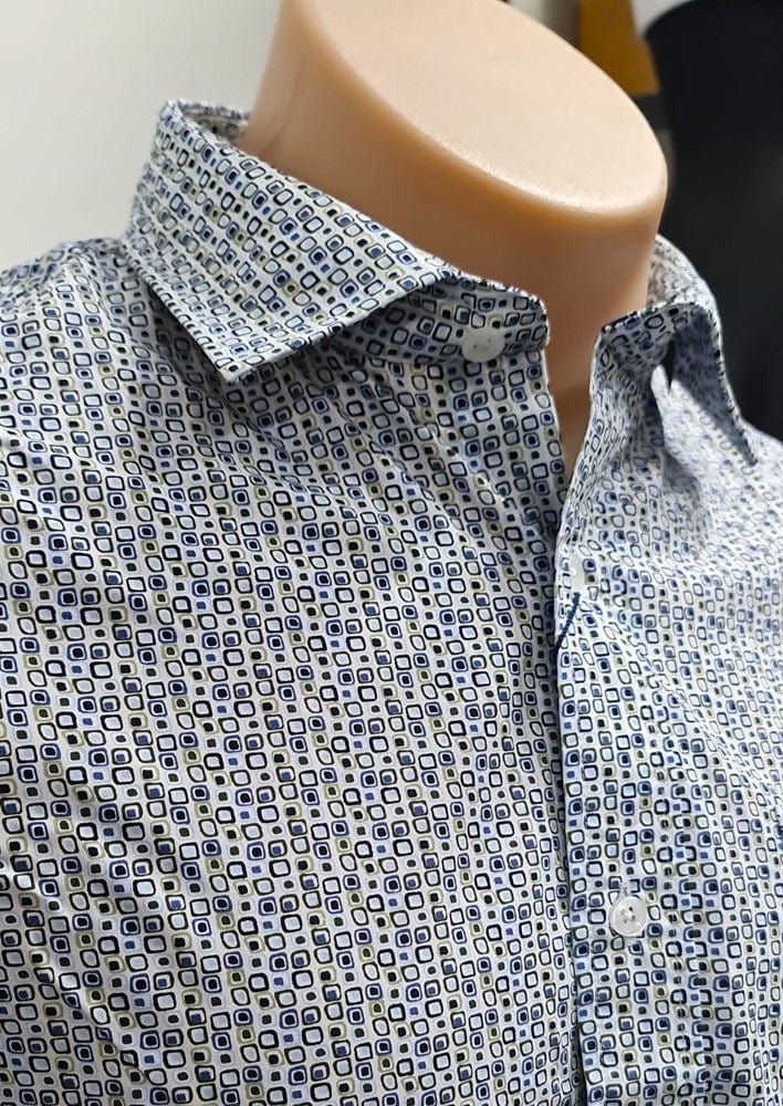 Load image into Gallery viewer, Back Bay Mens Bamboo Polyester Soft Touch Short Sleeve Shirt - White Print
