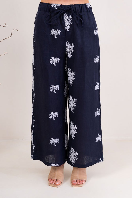See Saw Womens Embroidered Drawstring 7/8 Pants