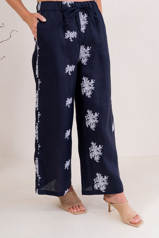 See Saw Womens Embroidered Drawstring 7/8 Pants