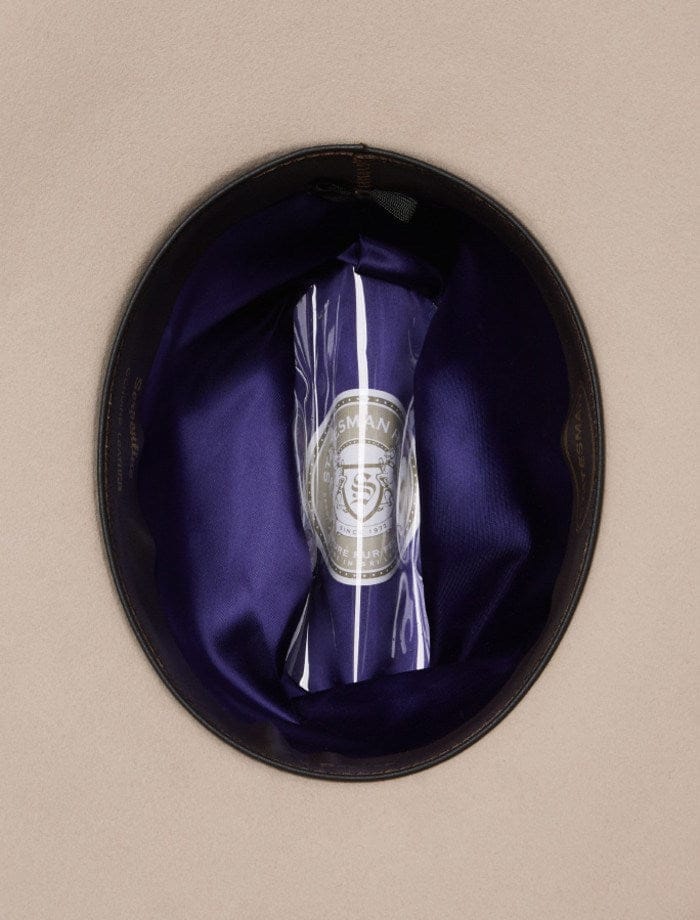 Load image into Gallery viewer, Statesman Serpentine Beaver - Woodsmoke
