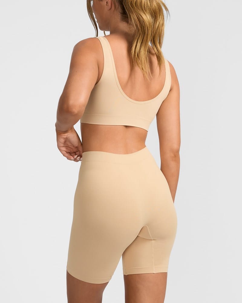 Load image into Gallery viewer, Jockey Womens Skimmies Long Short - Nude
