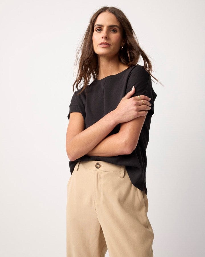 Load image into Gallery viewer, Yarra Trail Womens Solitude Tee
