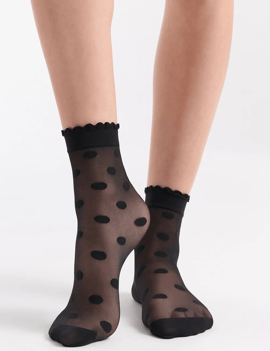 Ambra Womens Spotted Scallop Anklet