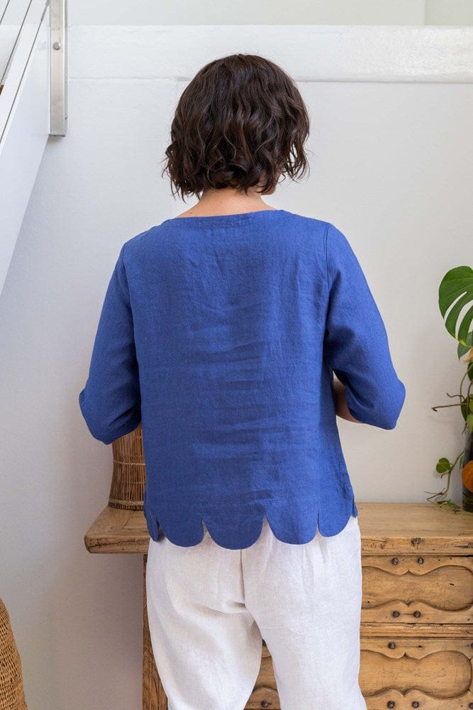 Load image into Gallery viewer, See Saw Womens Linen Short Sleeve Scallop Hem Top - Navy
