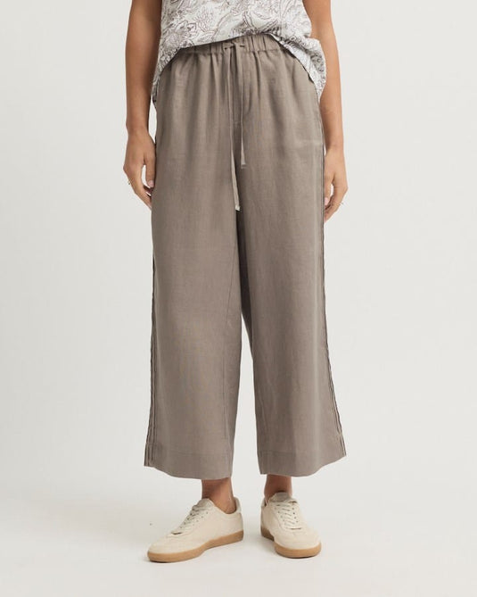 Yarra Trail Womens Tirari Pintuck Pant
