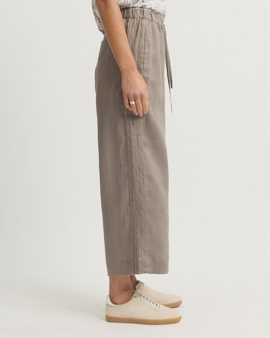 Yarra Trail Womens Tirari Pintuck Pant