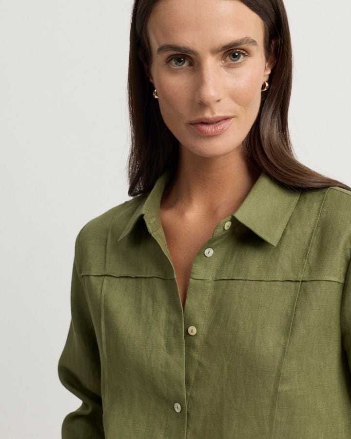 Load image into Gallery viewer, Yarra Trail Womens Tirari Pintuck Shirt
