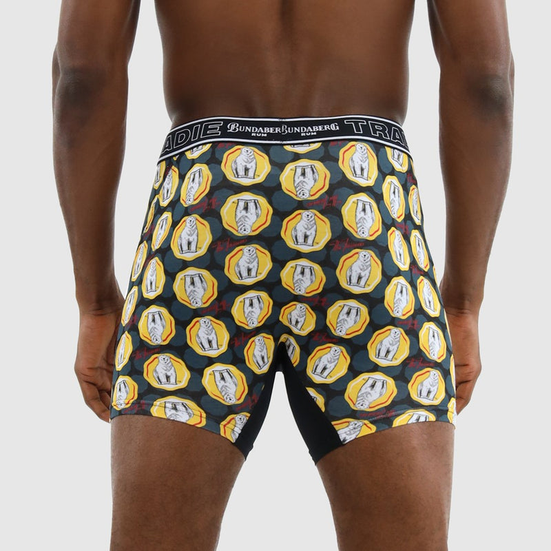 Load image into Gallery viewer, Tradie Mens Bundy Bamboo No Chafe Mid Leg Trunk

