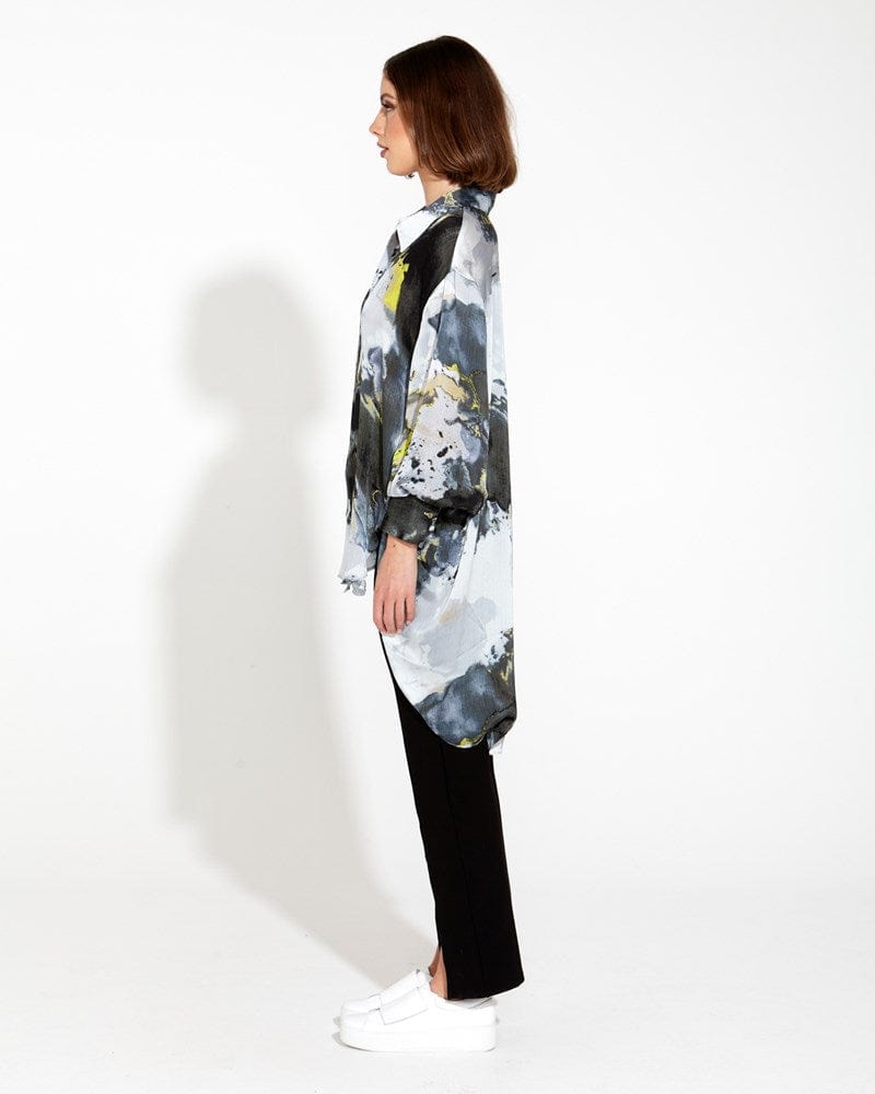 Load image into Gallery viewer, Fate &amp; Becker Womens Transfixed Oversized Shirt
