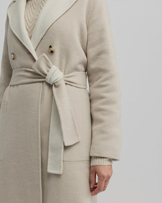 Yarra Trail Womens Twain Coat - Almond/Ecru