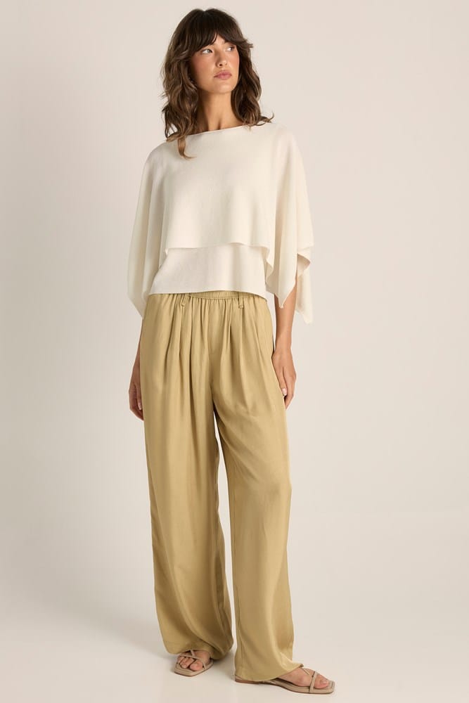 Load image into Gallery viewer, Fate &amp; Becker Womens Kora Cape Top - Cream
