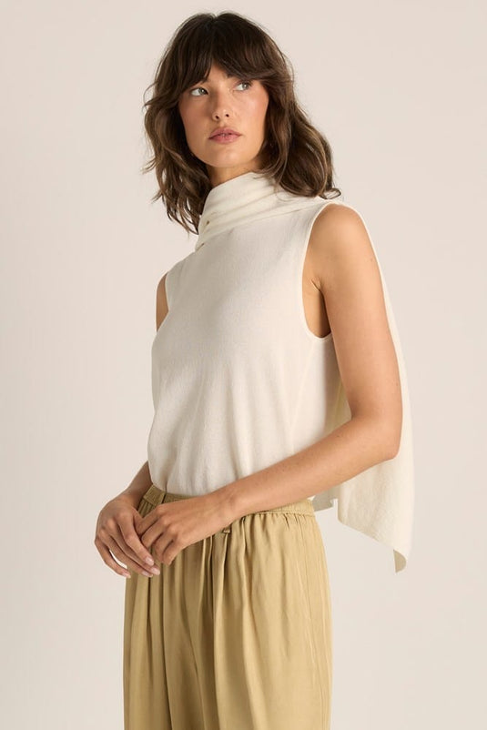 Fate & Becker Womens Kora Cape Top - Cream