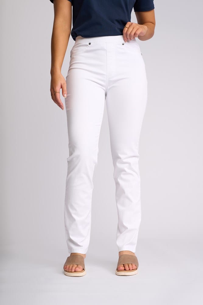 Load image into Gallery viewer, Vassalli Womens Bay Pull On Pant - White
