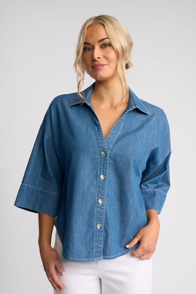 Load image into Gallery viewer, Vassalli Womens Atlas Shirt
