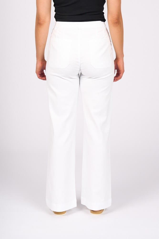 Load image into Gallery viewer, Vassalli Womens Casa Jean - White Denim
