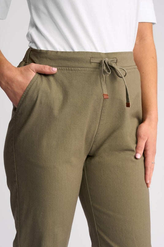 Vassalli Womens Henley 7/8 Pant