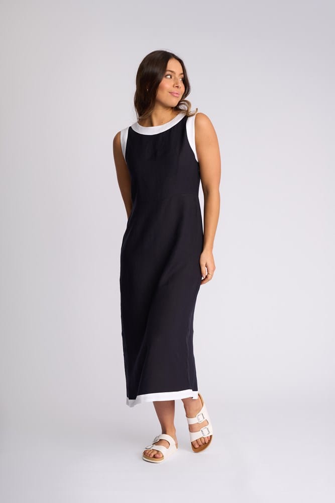 Load image into Gallery viewer, Vassalli Womens Oak Dress
