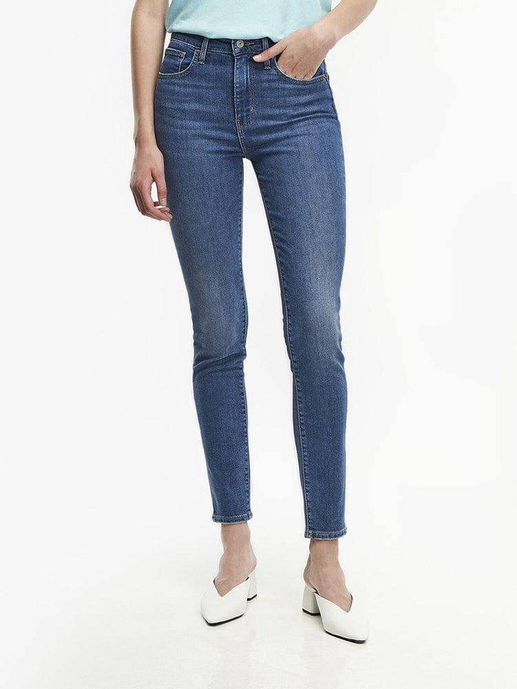 Load image into Gallery viewer, Levis Womens High Rise Skinny Jeans
