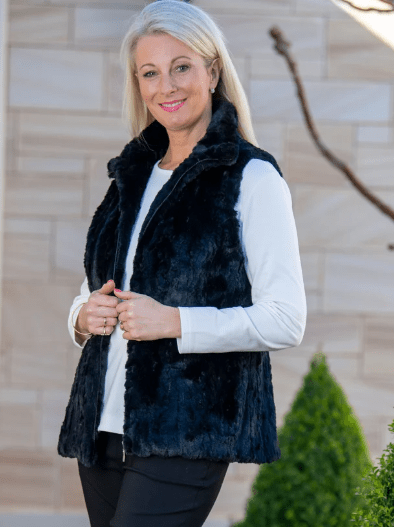 Equinox Womens Zip Through Faux Fur Vest With Pockets