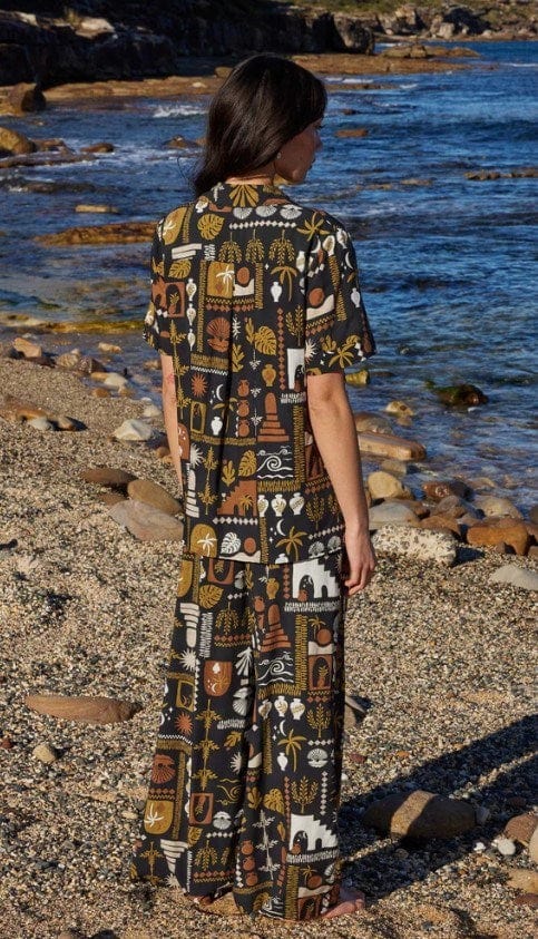 Load image into Gallery viewer, Minkpink Womens Makai Shirt
