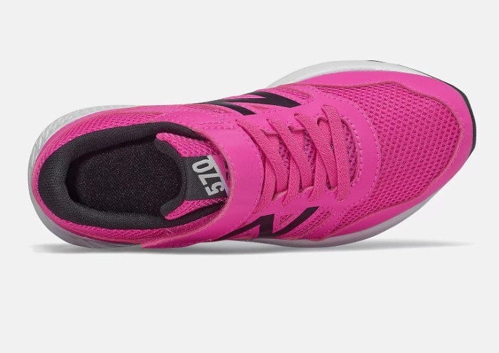 Load image into Gallery viewer, New Balance Girls Junior velcro shoe

