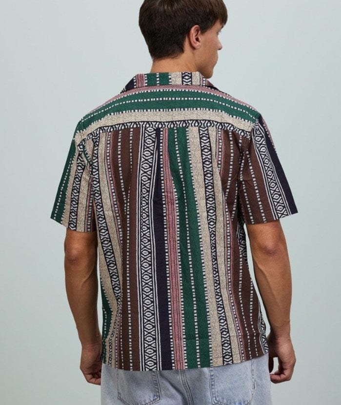 Load image into Gallery viewer, Wrangler Mens Resort Shirt Mumund
