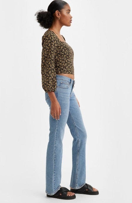 Load image into Gallery viewer, Levis Womens Superlow Bootcut Jeans
