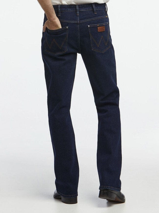 Load image into Gallery viewer, Wrangler Mens Regular Bootcut Jean
