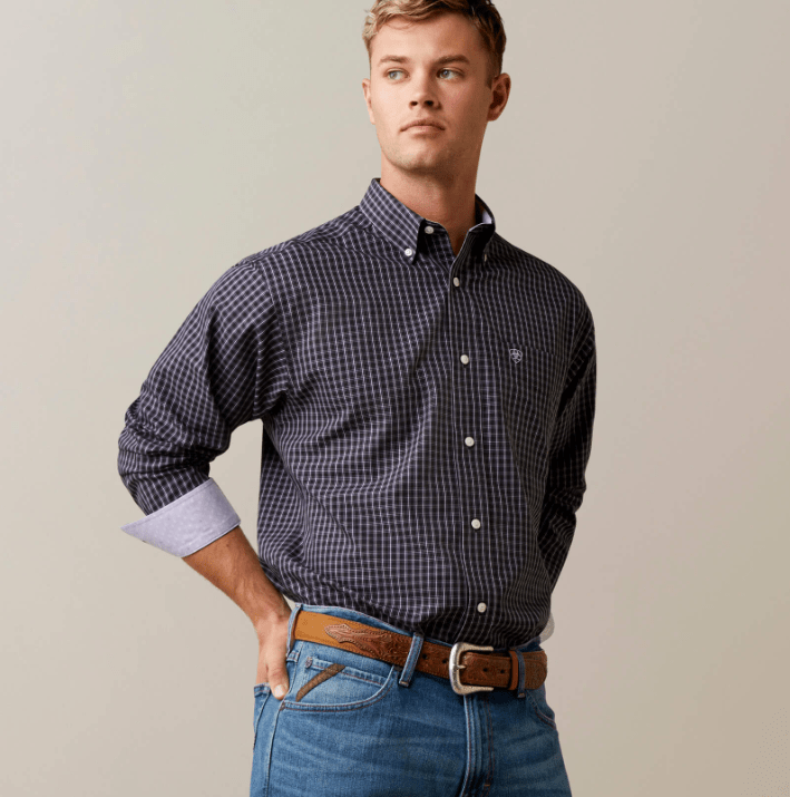 Load image into Gallery viewer, Ariat Mens Wrinkle Free Fitzgerald Fitted Shirt
