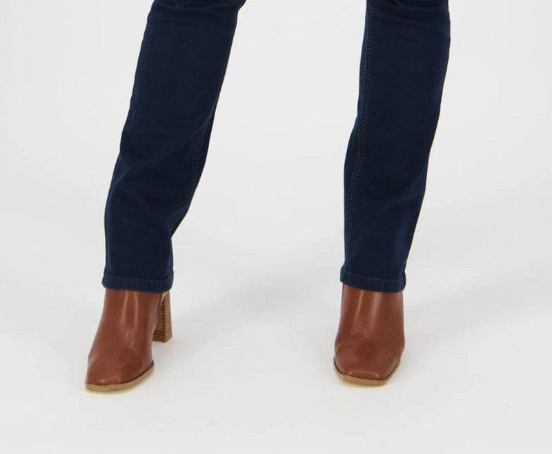 Load image into Gallery viewer, Vassalli Womens Slim Leg Full Length Jean with Heavy Top Stitch
