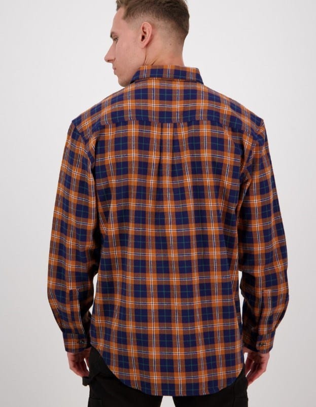 Load image into Gallery viewer, Swanndri Mens Barn Yarn Dye Long Sleeve Shirt
