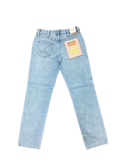 Load image into Gallery viewer, Wrangler Womens Low Rise Claudia Straight Cut Jeans
