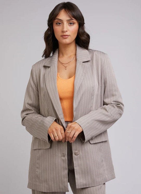 Load image into Gallery viewer, Allabouteve Womens Hailey Blazer
