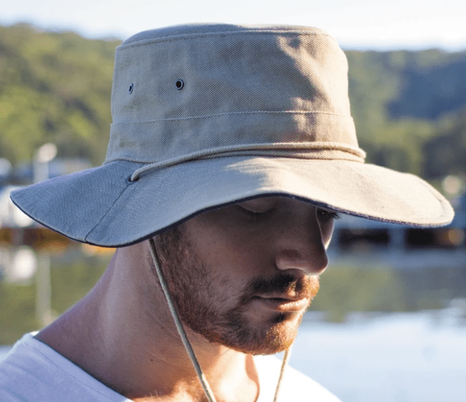 Load image into Gallery viewer, Rigon Cricket Style Hat
