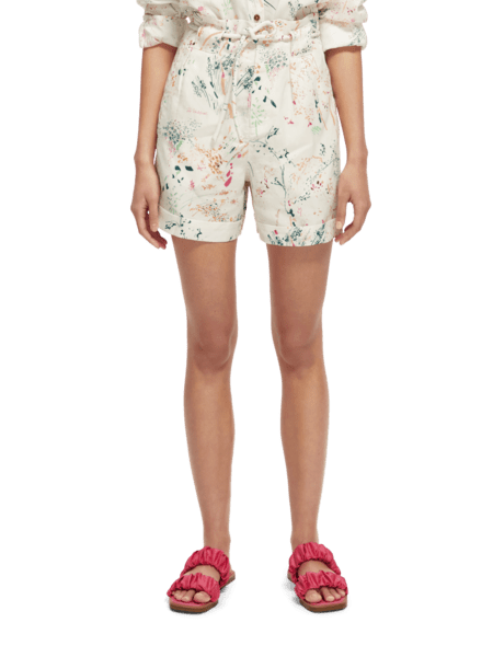 Load image into Gallery viewer, Scotch &amp; Soda Womens High Rise Belted Shorts
