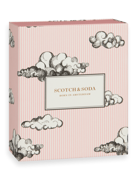Load image into Gallery viewer, Scotch &amp; Soda Girls All-over printed baby gift set in Organic Cotton
