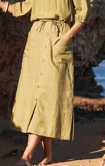 Load image into Gallery viewer, Yarra Trail Womens Gathered Skirt
